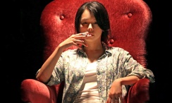 害羞的乡村姑娘